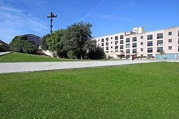 Vila Universitaria Apartament Cerdanyola del Valles Hotel