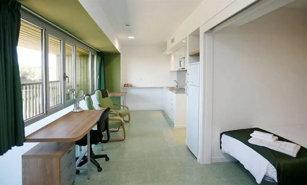 Vila Universitaria Apartament Cerdanyola del Valles Hotel