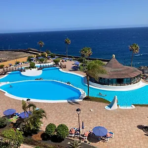 https://apartamentos-rocas-del-mar.in-canary-islands.com
